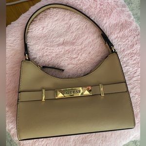 Guess Shoulder Bag